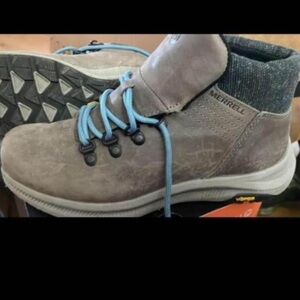 Women’s Merrel Brand Boots